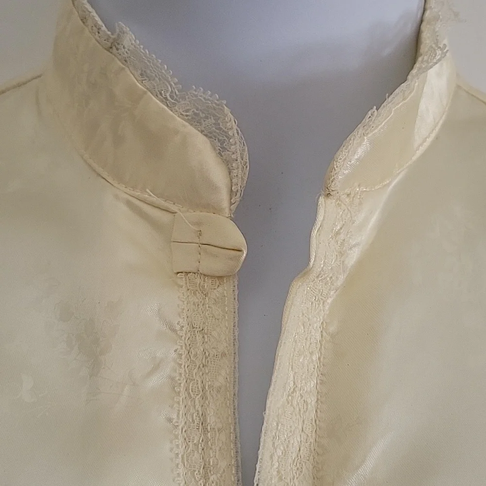 Vintage Stoplight Bed Jacket - Picture 4 of 7